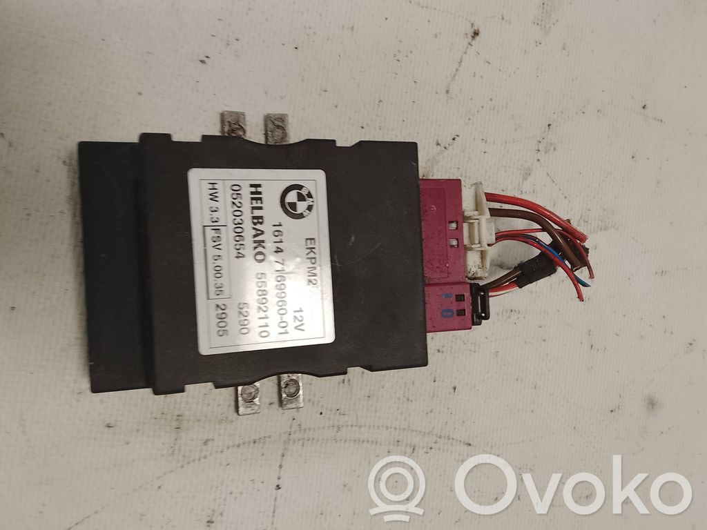 Unité de commande / module de pompe à carburant   7169960,55892110,052030654