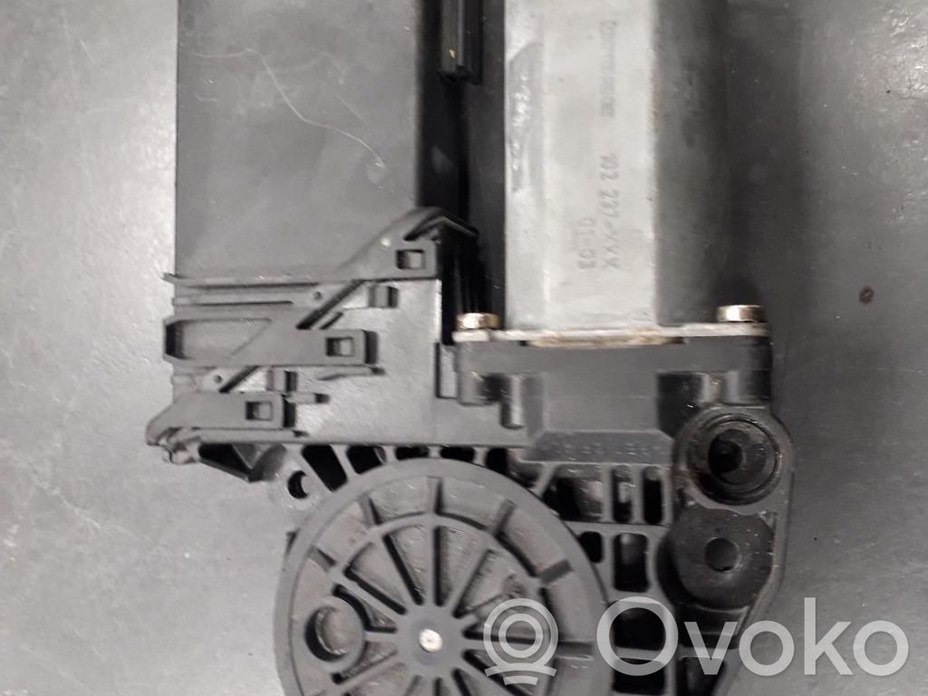 Volkswagen Golf IV Motor macara geam ușă față 