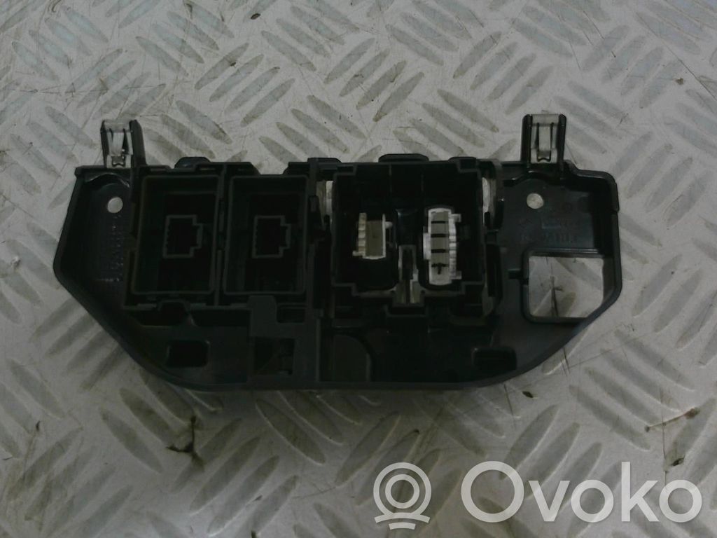 Renault Clio IV Otros interruptores/perillas/selectores 