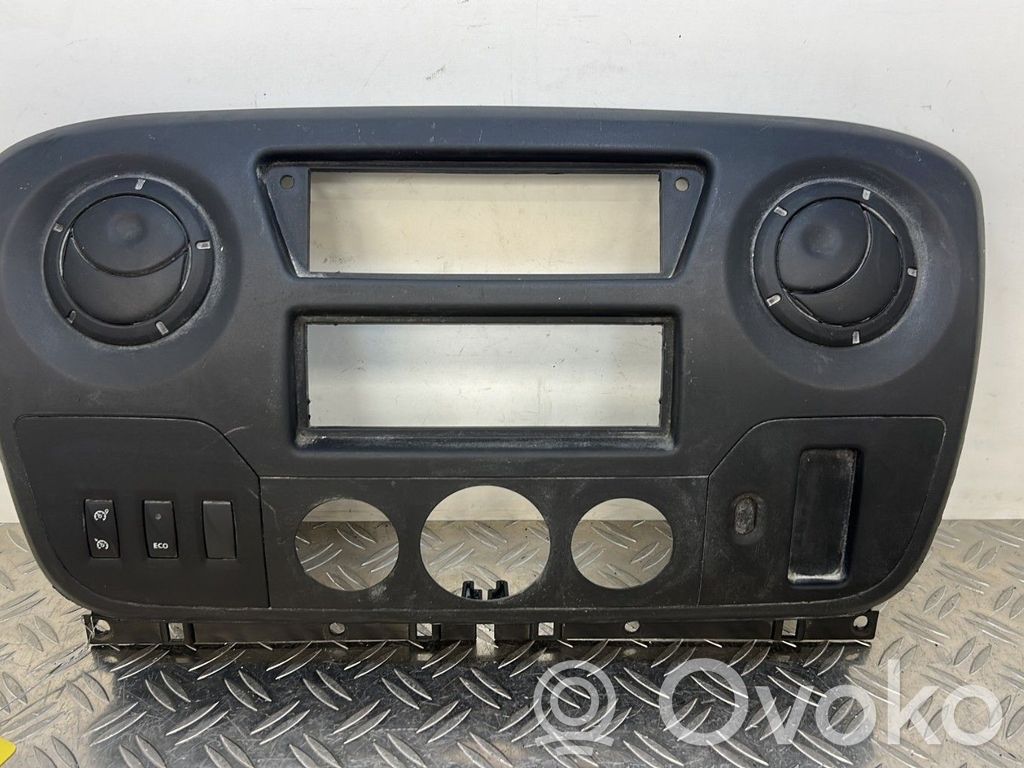 Consola central   682600025R