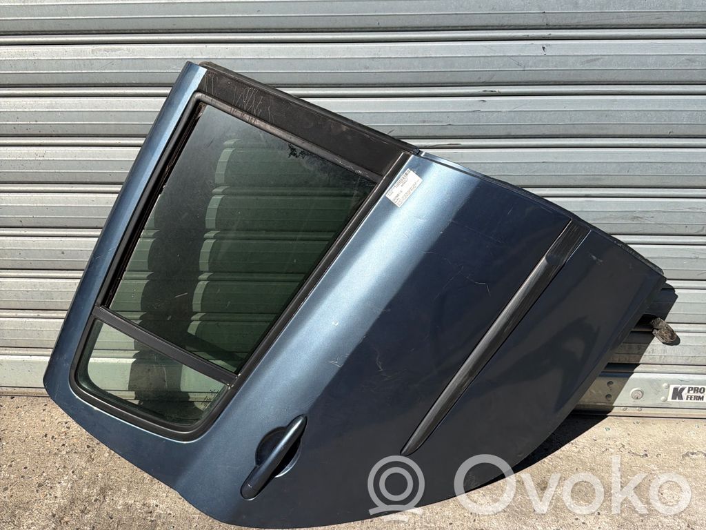 Renault Clio III Puerta trasera 