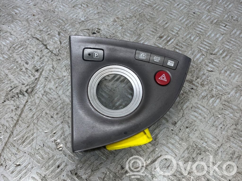 Toyota Prius (XW30) Comutator lumini pericol 