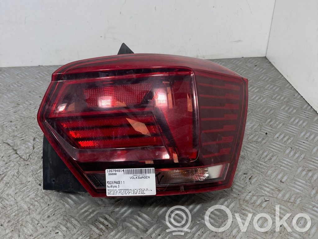 Volkswagen Polo VI Lampă spate în caroserie 