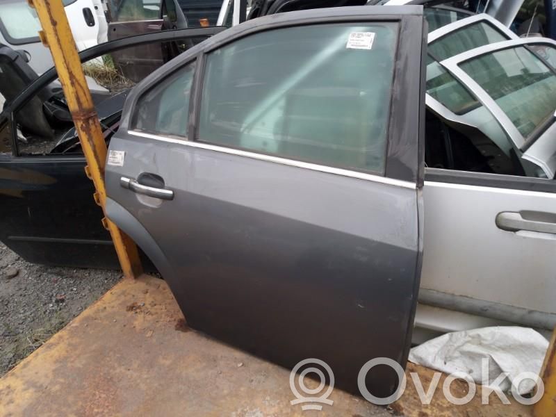 Ford Mondeo Mk III Puerta trasera 