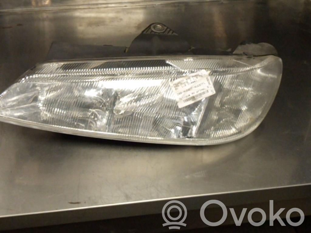 Peugeot 406 Faro/fanale 