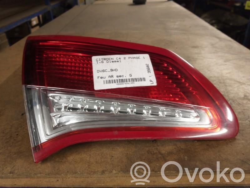 Citroen C4 II Lampă spate în capacul portbagajului 