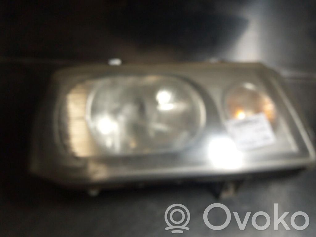 Phare frontale   6208E8