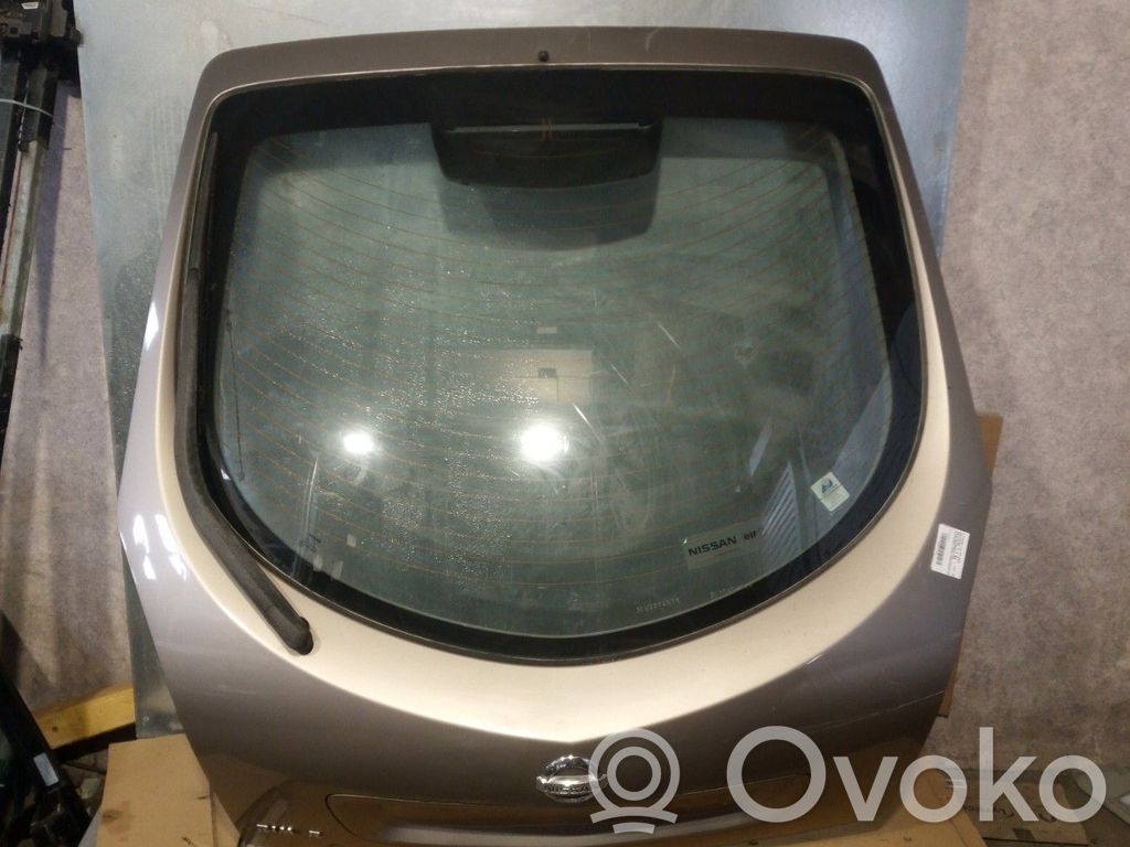 Nissan Primera Puerta del maletero/compartimento de carga 