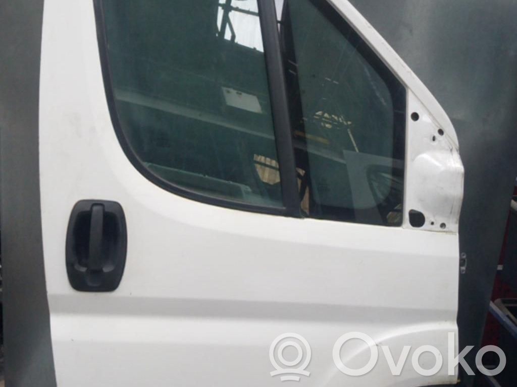 Peugeot Boxer Puerta delantera 
