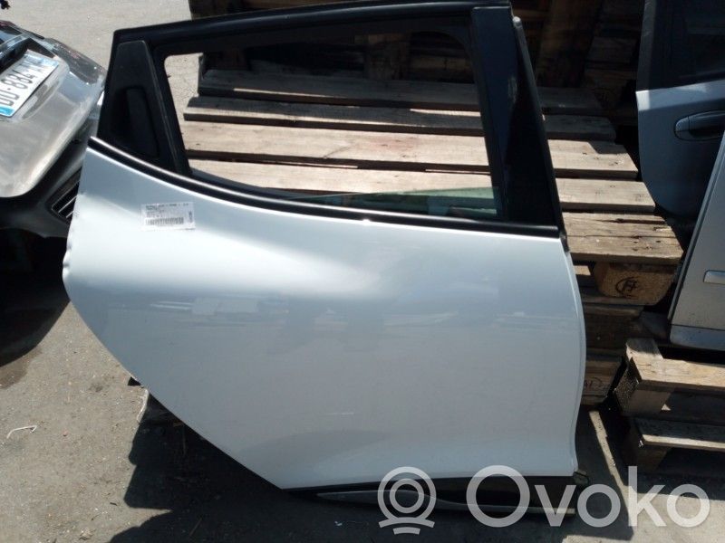 Renault Clio IV Puerta trasera 