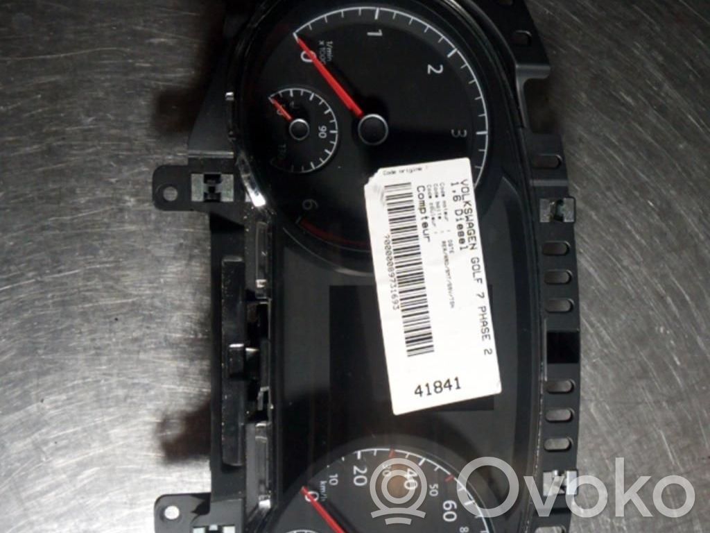 Volkswagen Golf VII Tachimetro (quadro strumenti) 