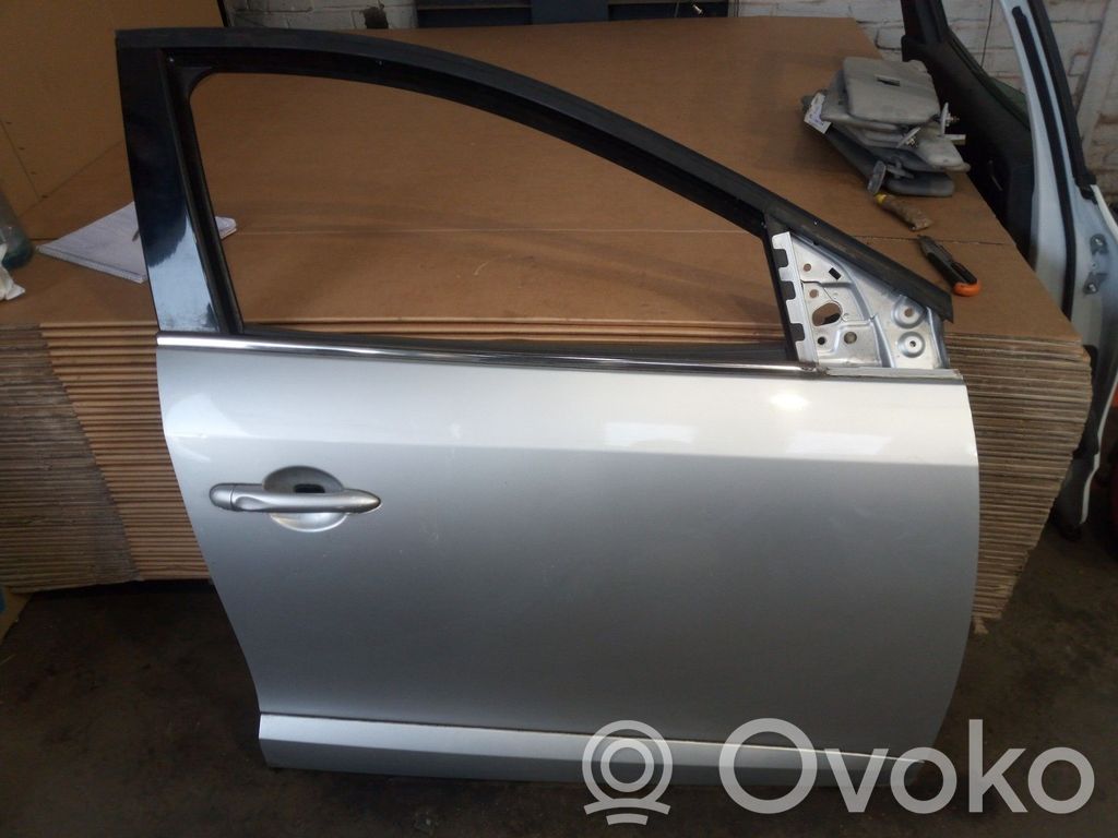 Renault Fluence Puerta delantera 