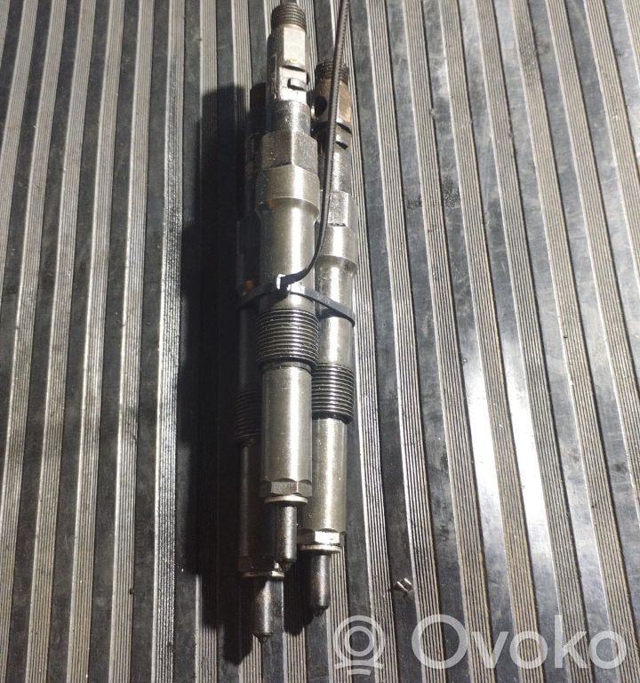 Ford Mondeo Mk III Wtryskiwacz paliwa 