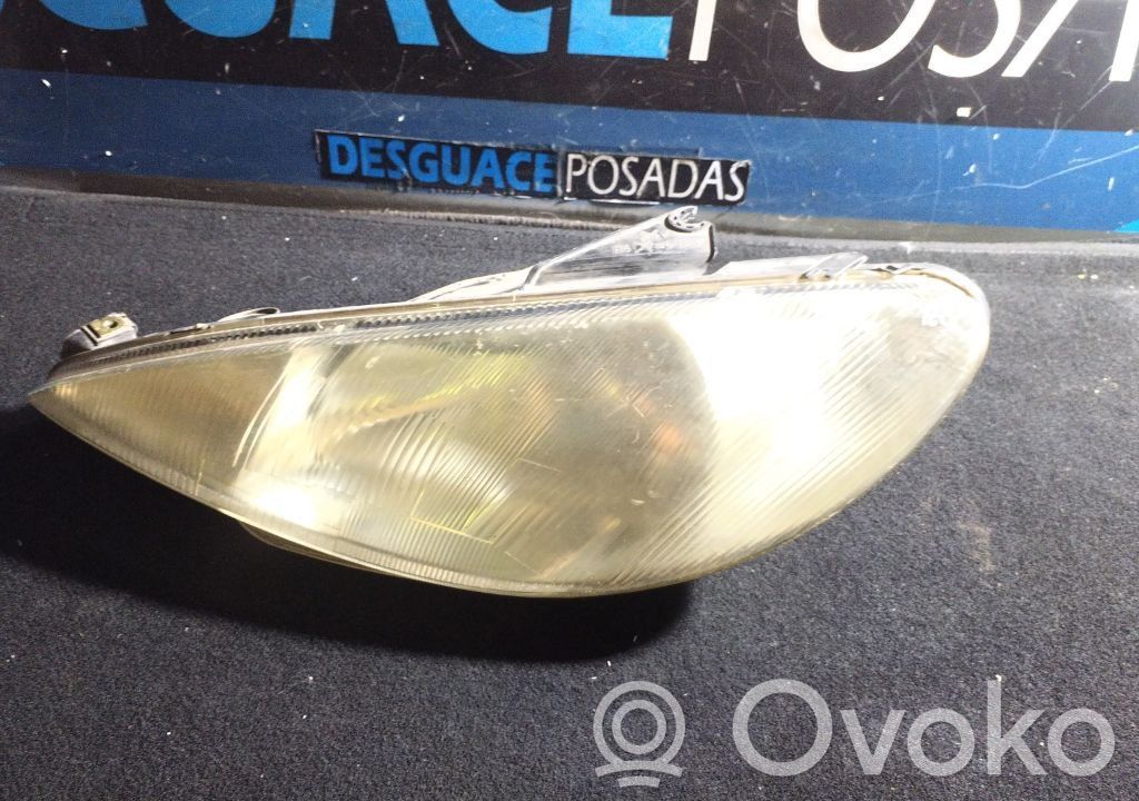 Peugeot 206 Lampa przednia 