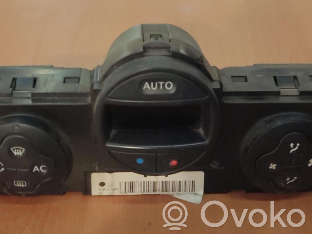 Console centrale, commande chauffage/clim   8200501456,234901