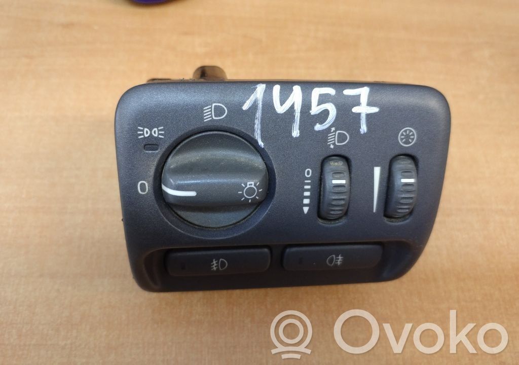 Volvo S70  V70  V70 XC Interruttore di regolazione dell’illuminazione del quadro 