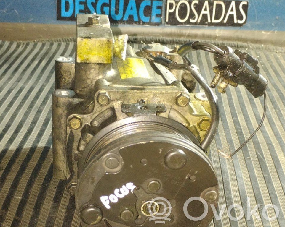 Ilmastointilaitteen kompressorin pumppu (A/C)   HCCYS4HAA