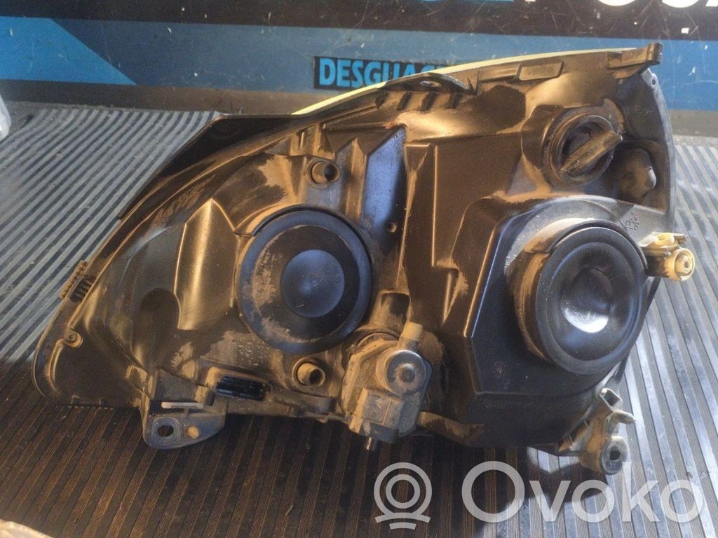 Renault Clio II Phare frontale 