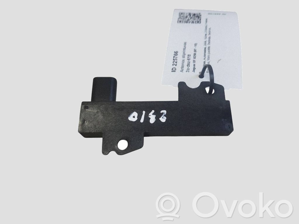 Jaguar XF X250 Amplificator antenă aeriană