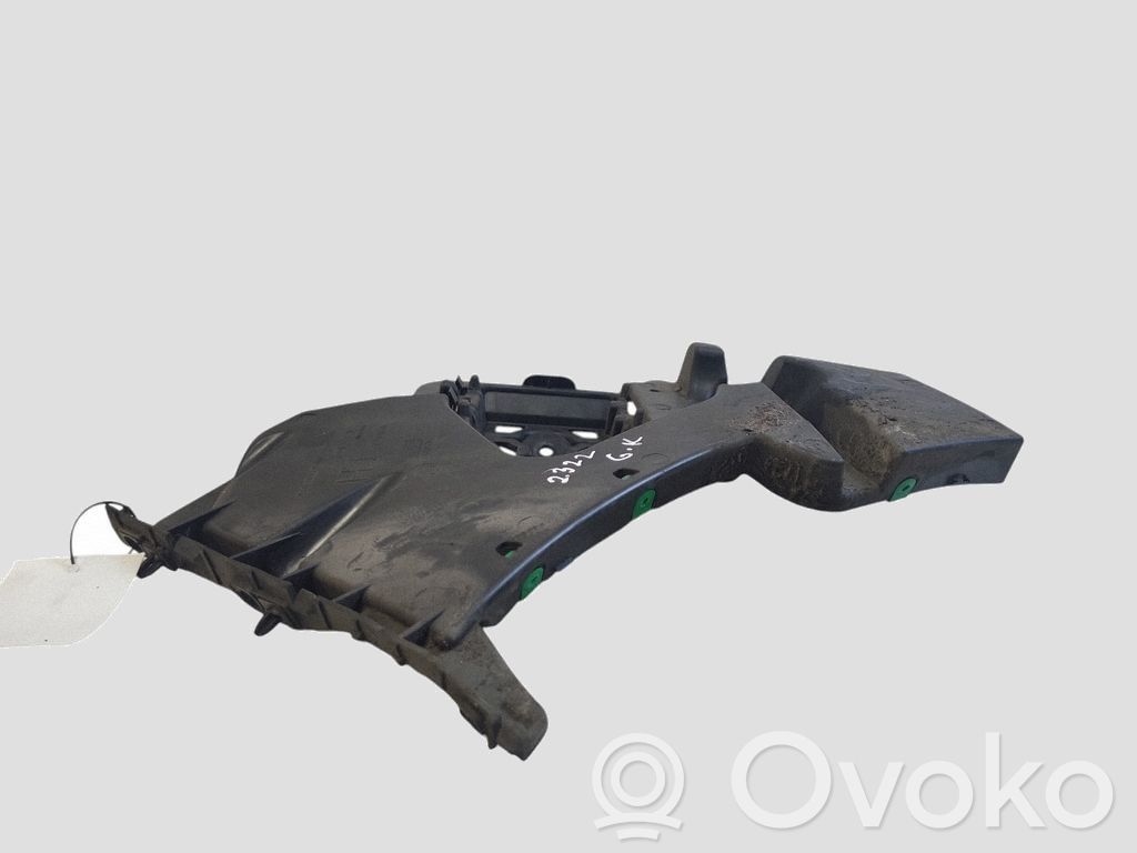 Volvo V40 Suport montare bară spate 