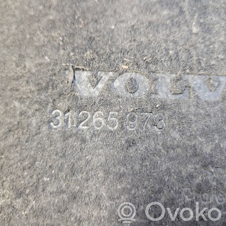 Volvo V40 Nadkole przednie 