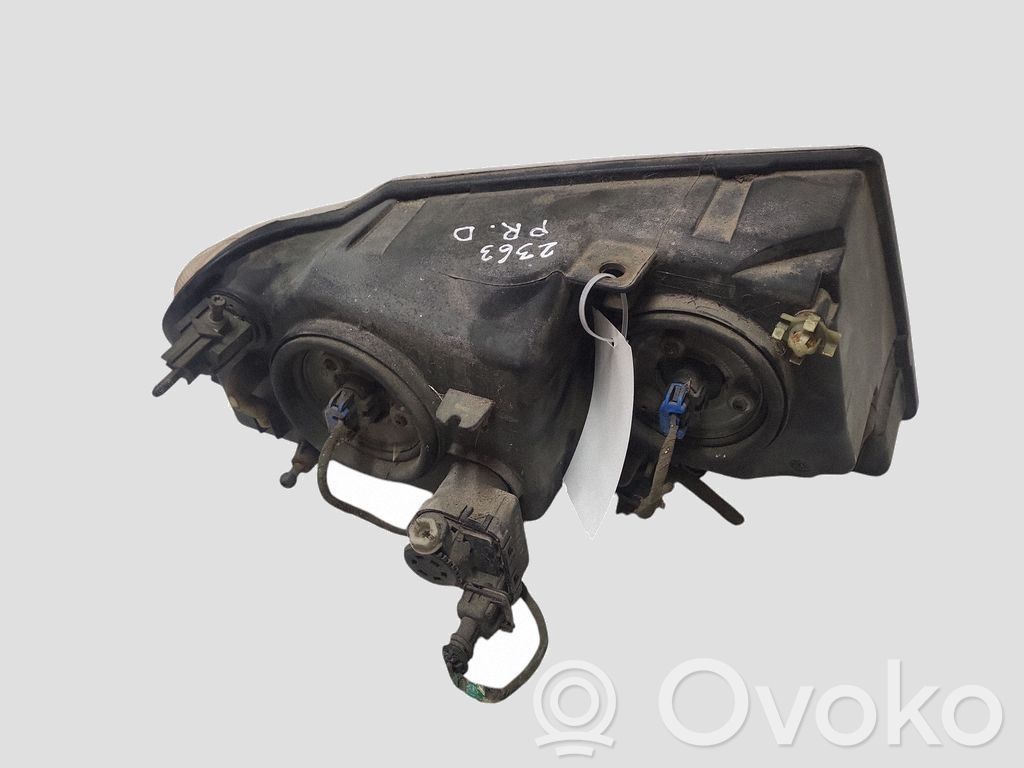 Scheinwerfer