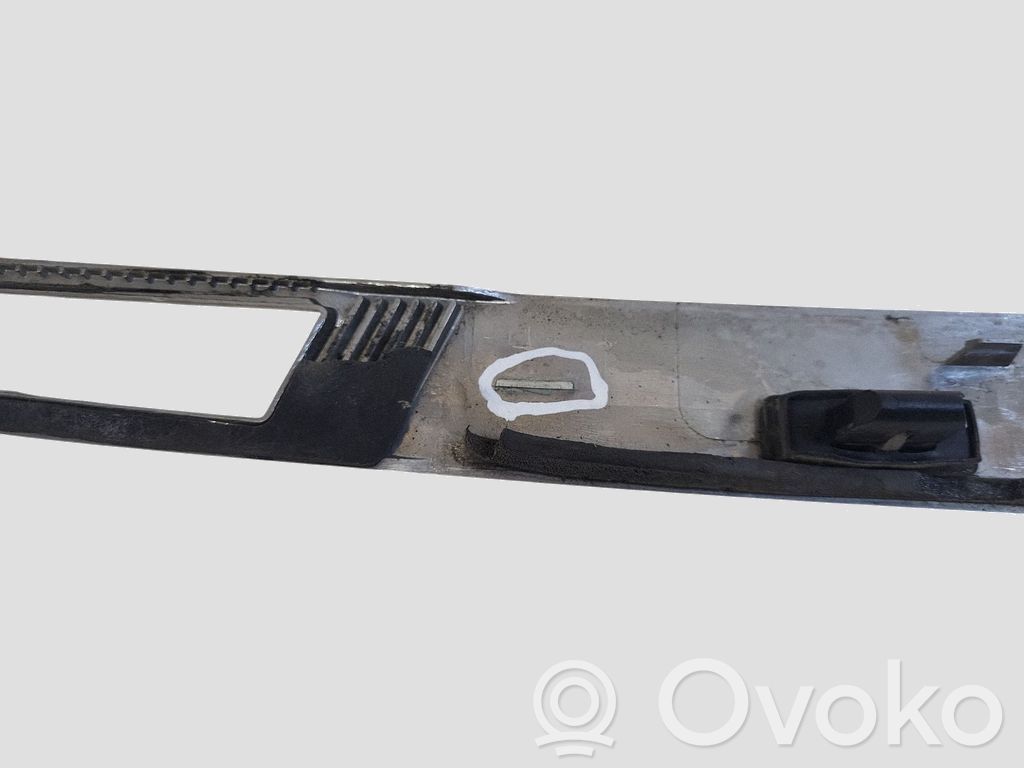 Tesla Model S Tailgate trim 