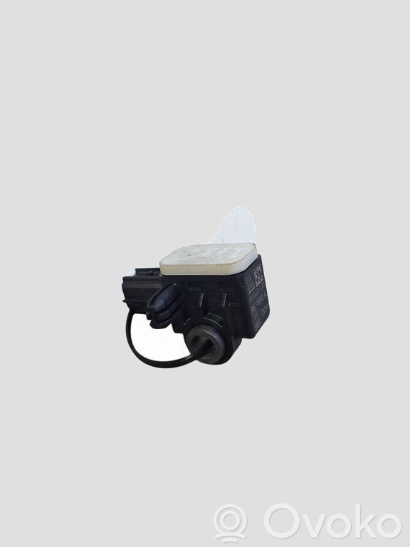 Sensor impacto/accidente para activar Airbag   8M5T14B342AC,C83HA