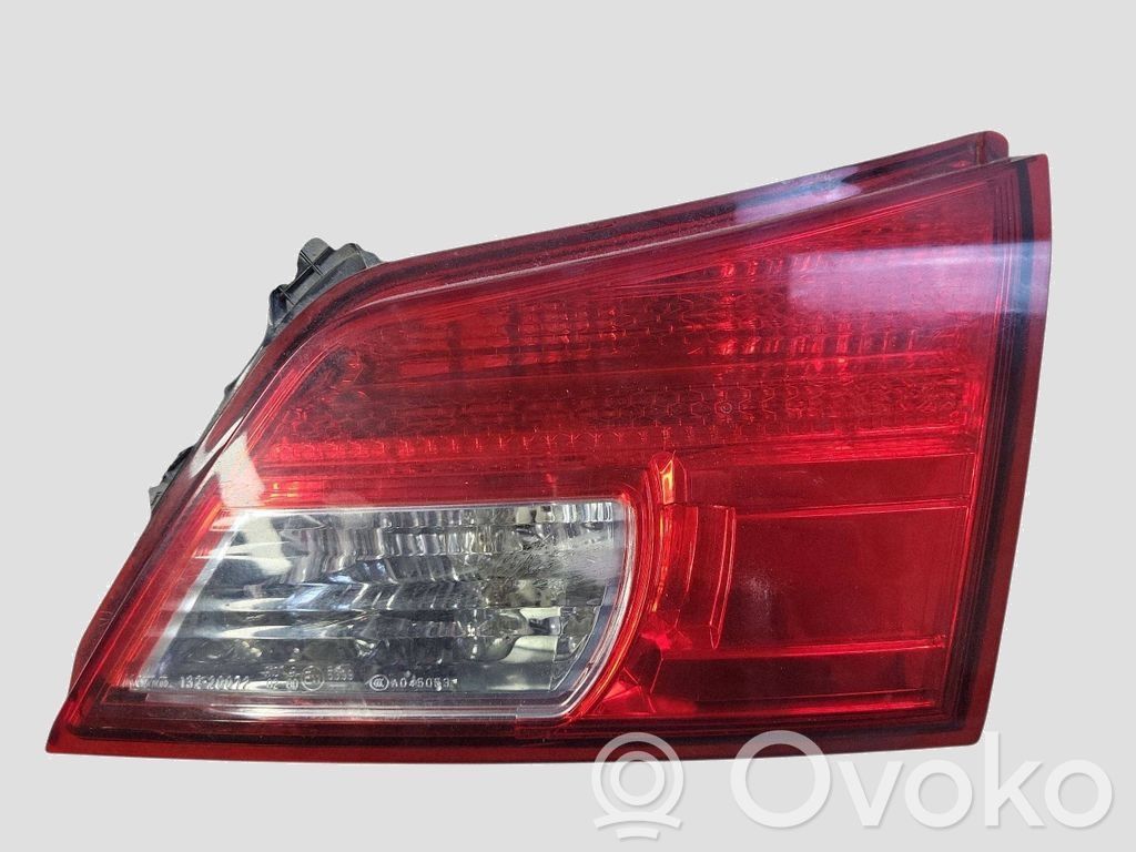 Subaru Outback Lampă spate în capacul portbagajului 