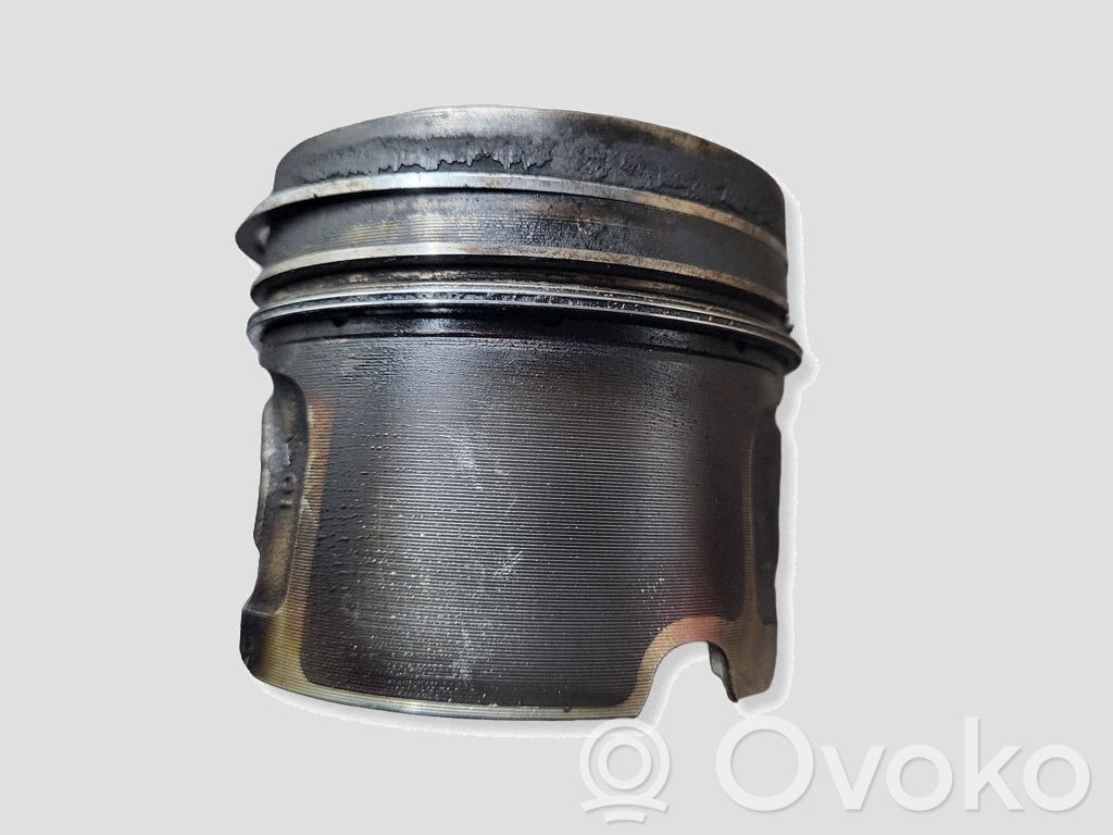 BMW 3 E90 E91 Piston 