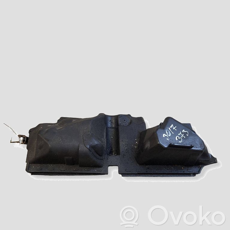 Motorabdeckung   8200397015