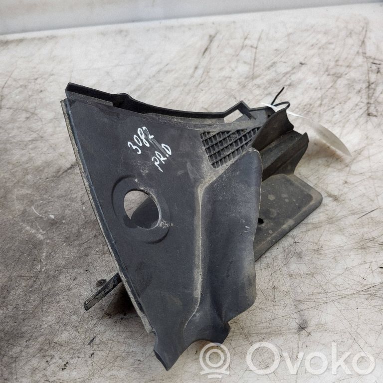 Opel Zafira B Rivestimento del tergicristallo 