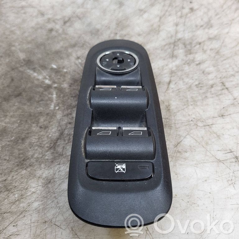 Comutator comandă geamuri electrice   7S7T14A132BC