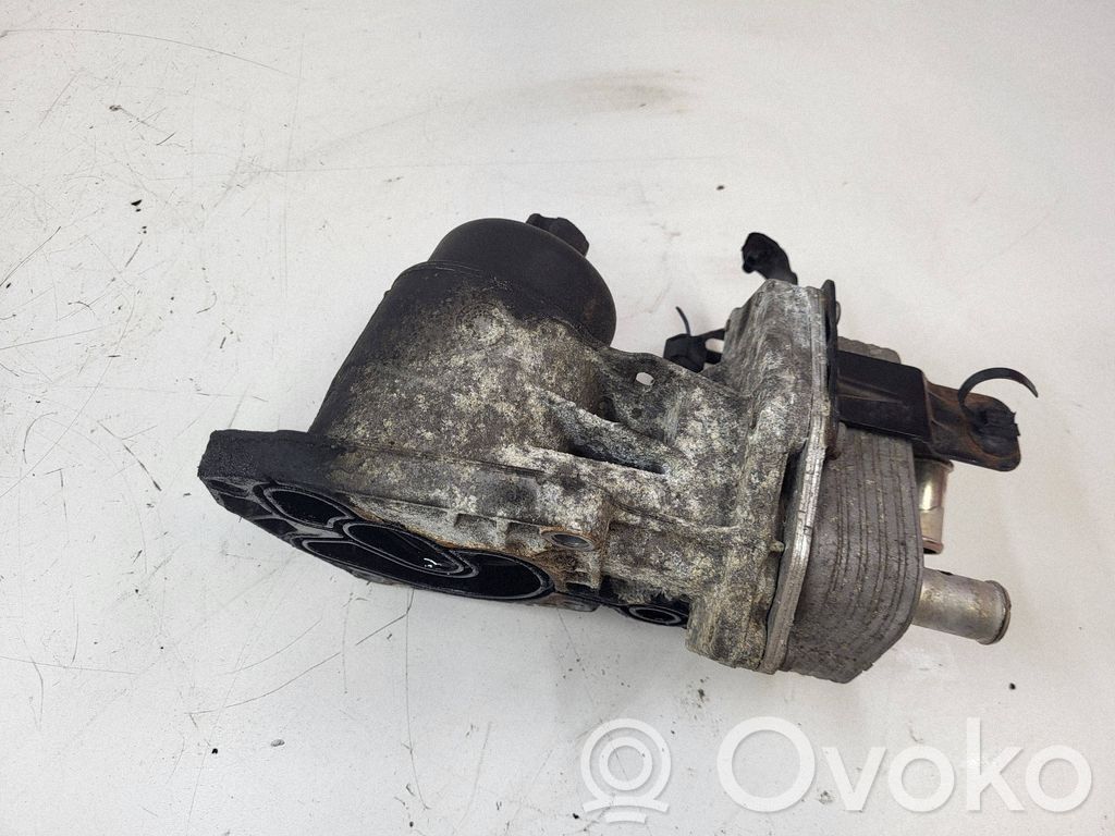 Land Rover Freelander 2 - LR2 Mocowanie / uchwyt filtra oleju