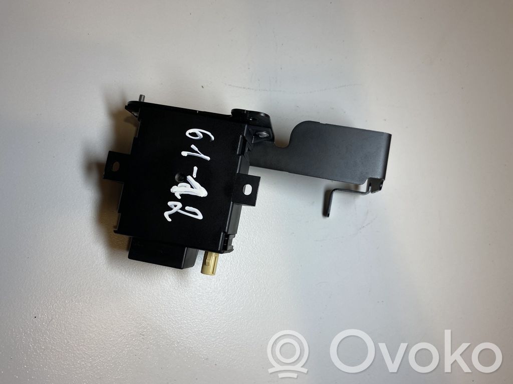 Ford Transit Apulämmittimen ohjainlaite/moduuli 