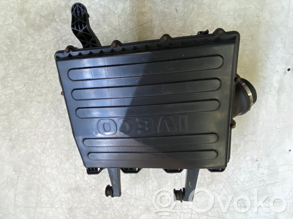 Iveco Daily 6th gen Air filter box 