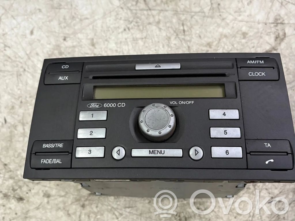 Ford Transit Unitate principală radio/CD/DVD/GPS 