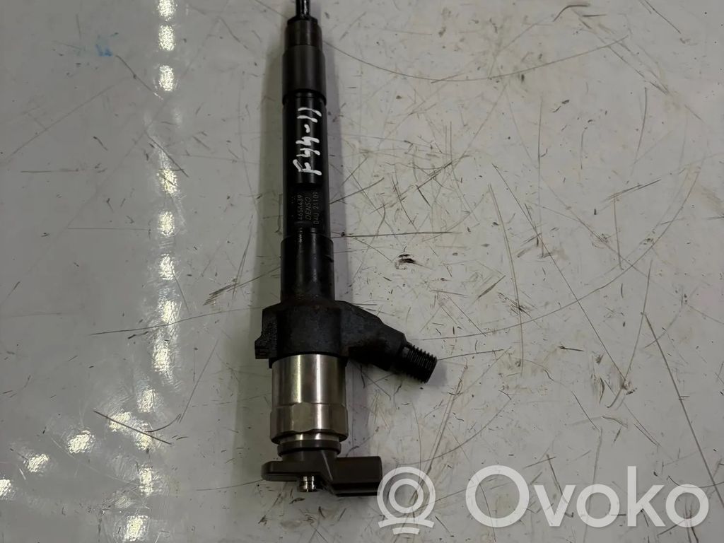 Mitsubishi L200 Inyector de combustible 