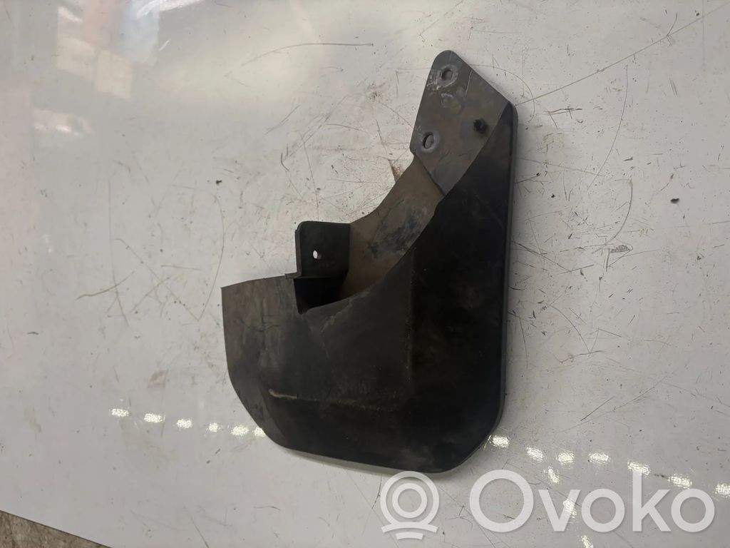 Ford Transit Takaroiskeläppä 