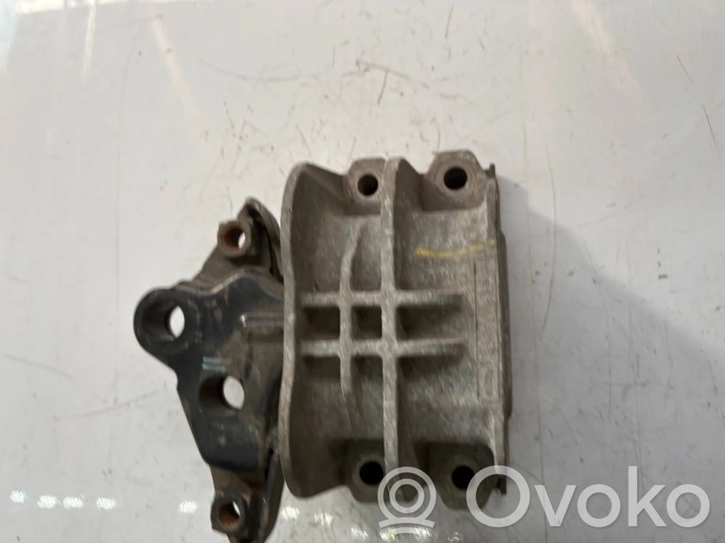 Gearbox mount   BK217M124BA