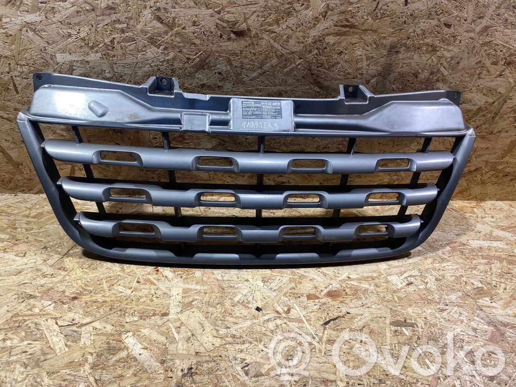 Renault Master III Front bumper upper radiator grill 