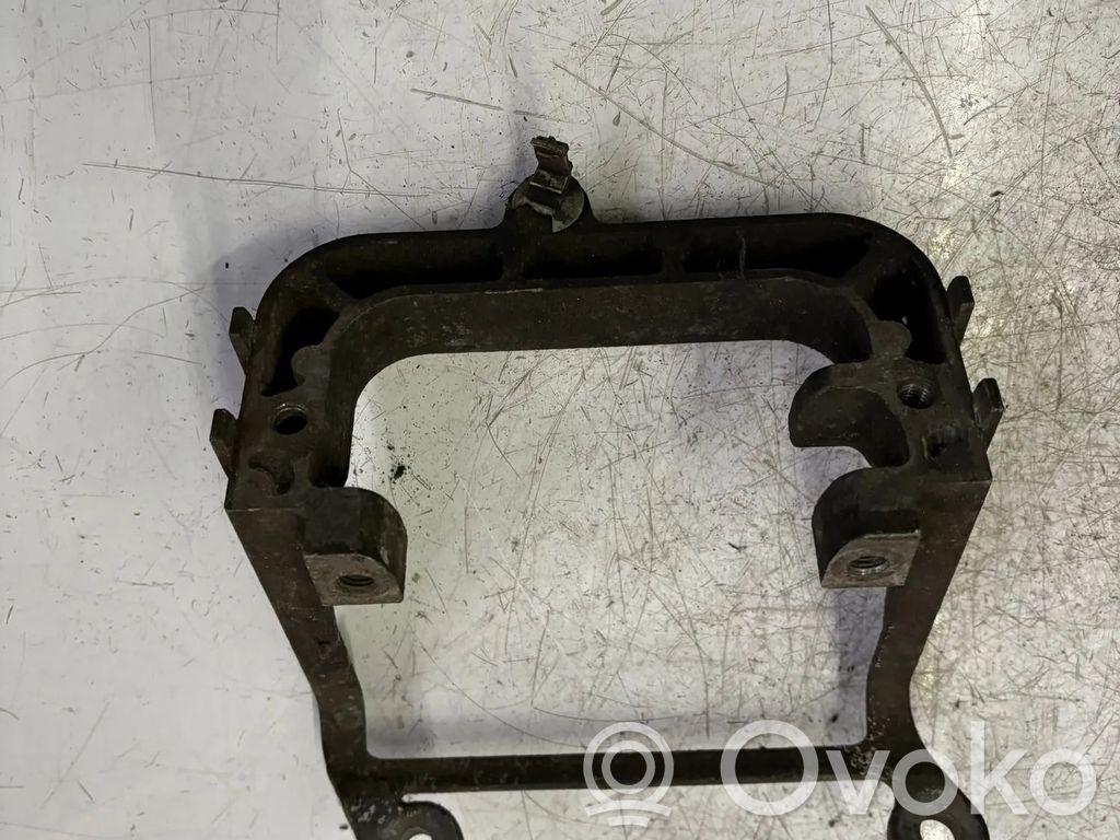 Renault Master III Gearbox mounting bracket 