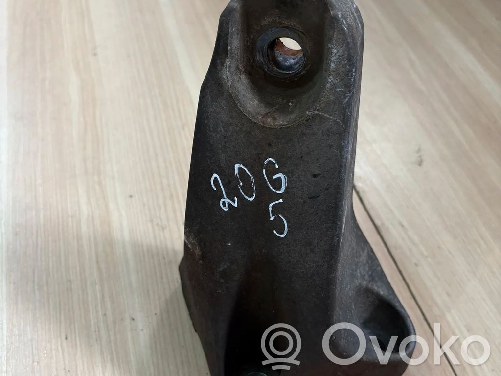 Ford Transit VII Engine mounting bracket 