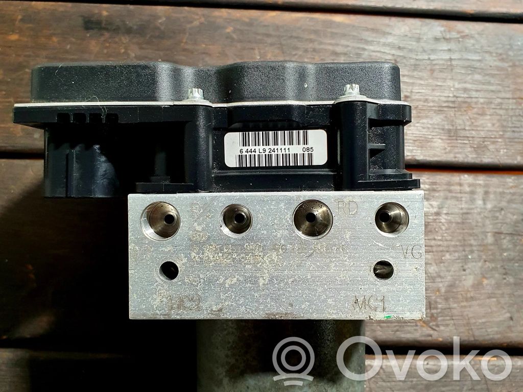 Блок ABS   0265951612,21109S0696