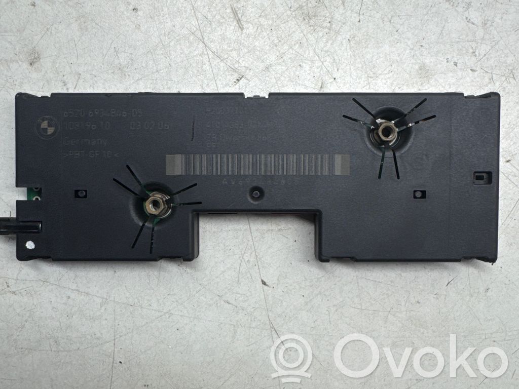 BMW 3 E90 E91 Antenos stiprintuvas 
