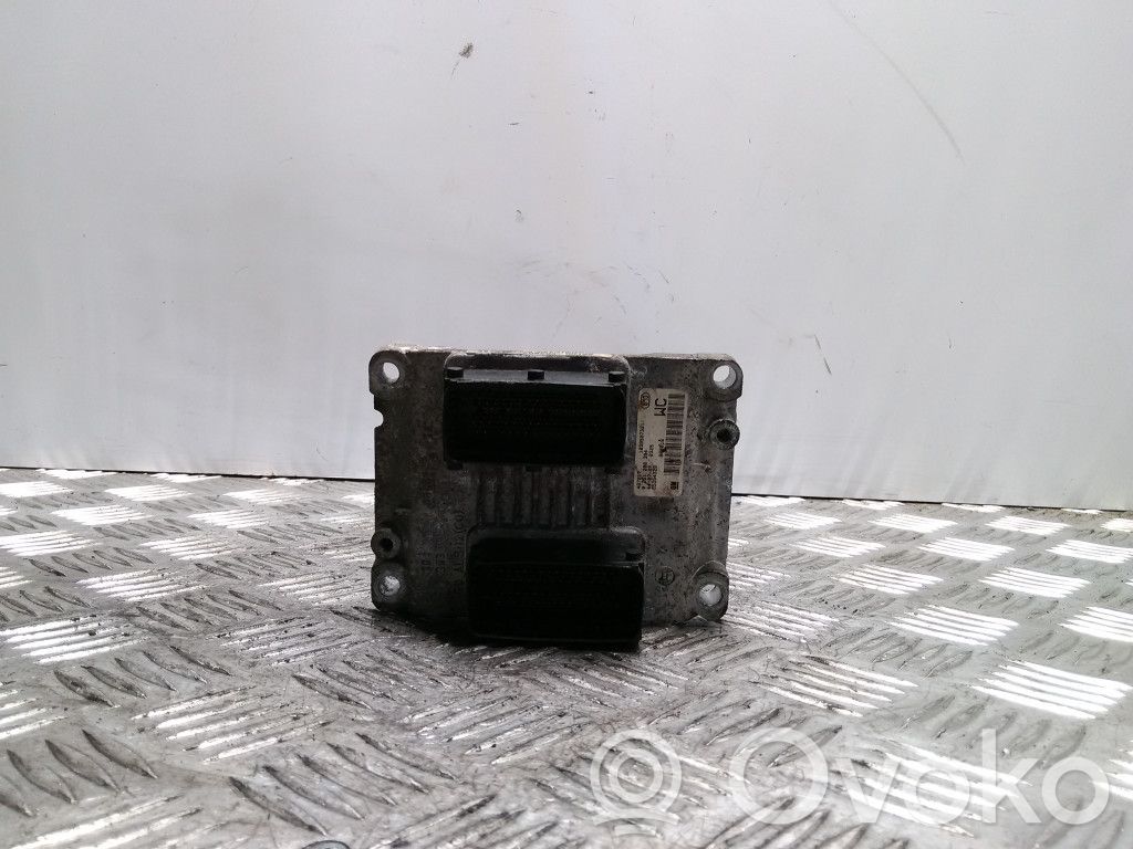 Opel Meriva A Engine control unit/module 