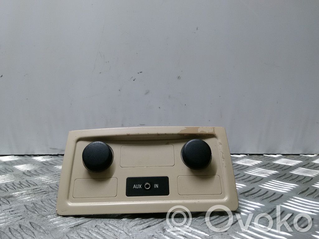 BMW 5 E60 E61 AUX in-socket connector 
