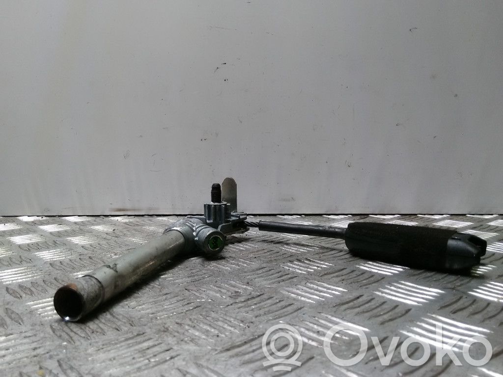 Opel Corsa D Hebilla del cinturón delantero 
