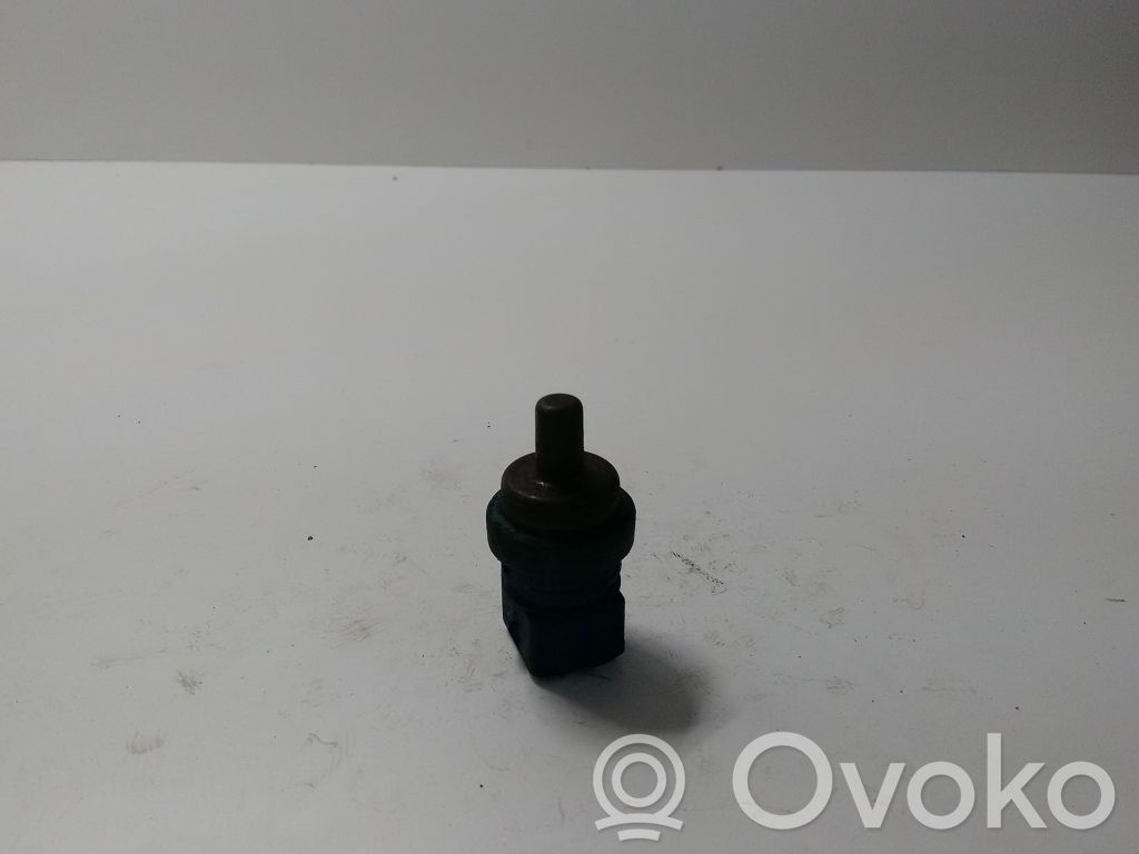 Volkswagen PASSAT B5.5 Coolant temperature sensor 
