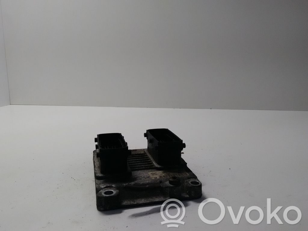 Opel Corsa C Engine control unit/module 